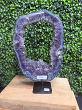 Load image into Gallery viewer, Amethyst Portal