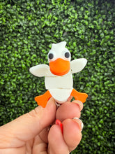 Load image into Gallery viewer, Flexi Duck KeyChain